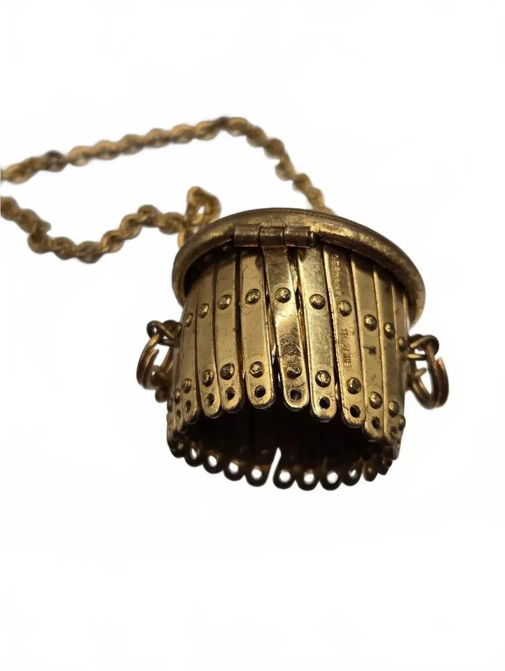 VTG Gold tone, Gate Top, Expandable, Beggars Purse Top Excellent
